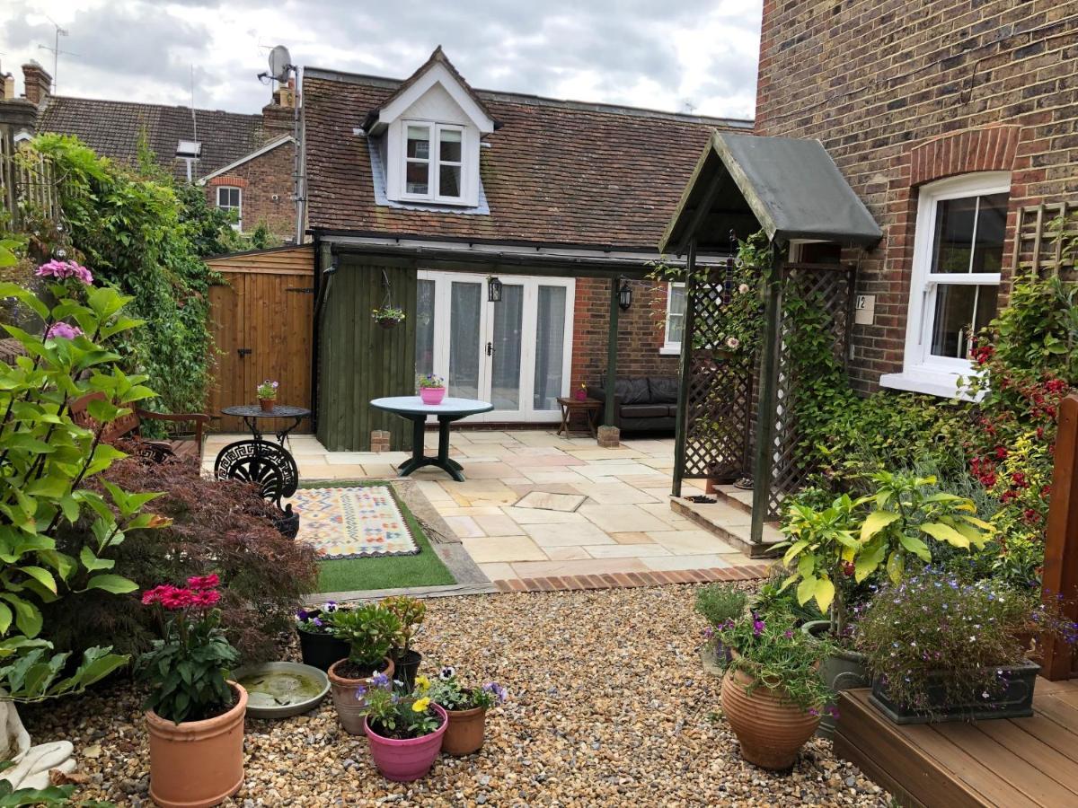 Kristina'S Coach House Apartment Horsham Luaran gambar
