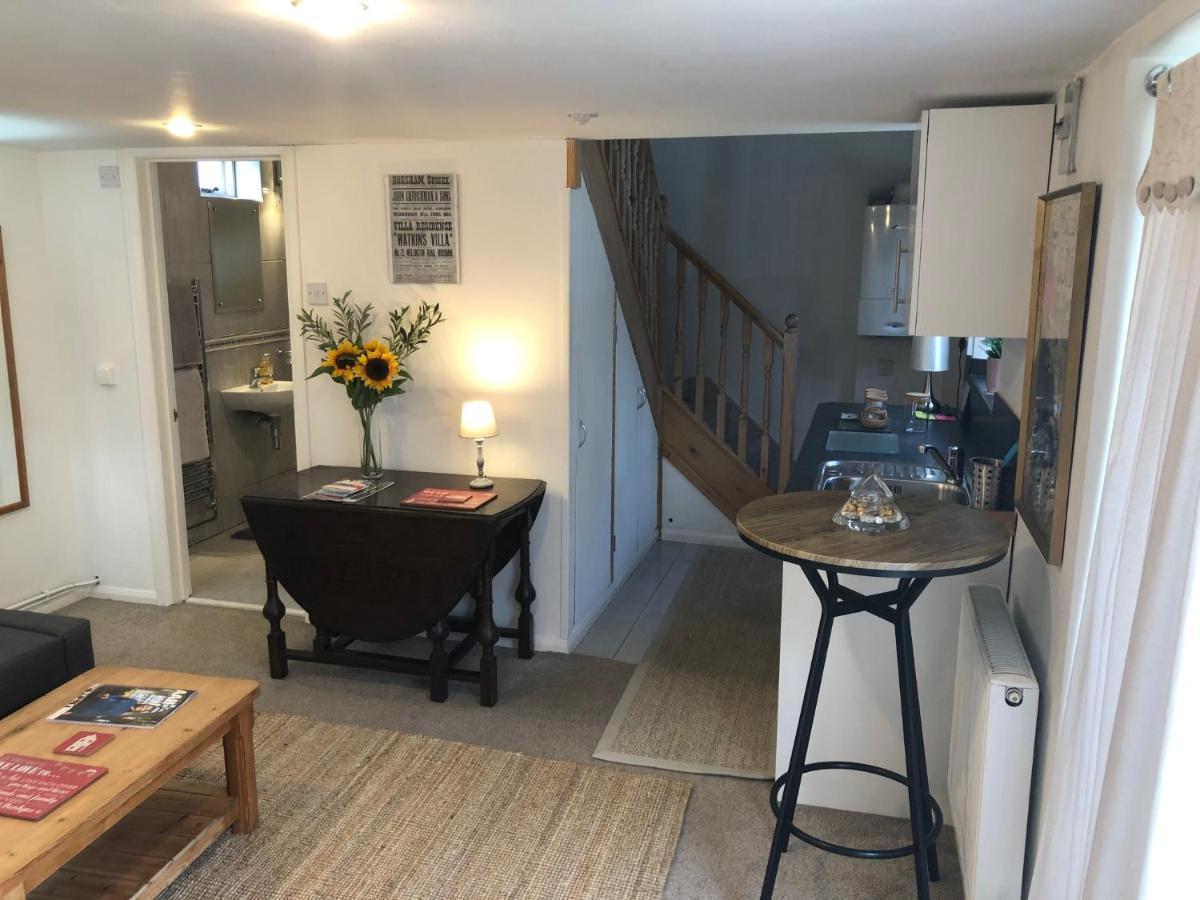 Kristina'S Coach House Apartment Horsham Luaran gambar